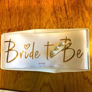Miss to mrs bride to be sash. Brand new. Never opened.